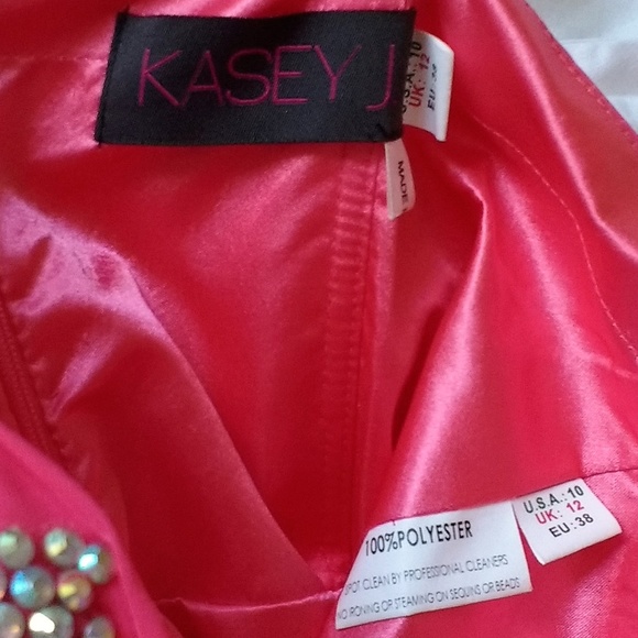 *Kasey J coral chiffon crystal beaded gown 10 - Picture 8 of 8